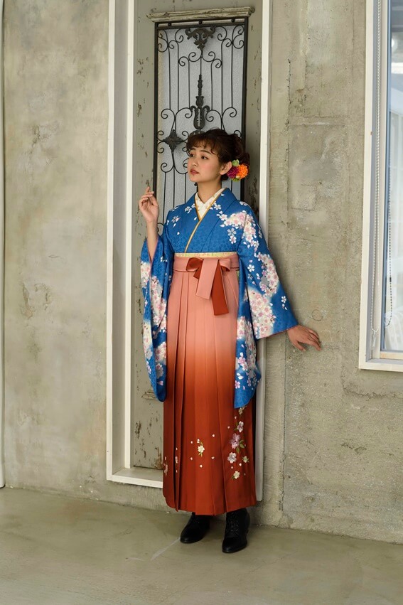 【卒業式袴レンタル/人気/花音Kanon】古典かわいい個性的印象的桜(オシャレ)　青/オレンジ　P61_Z5