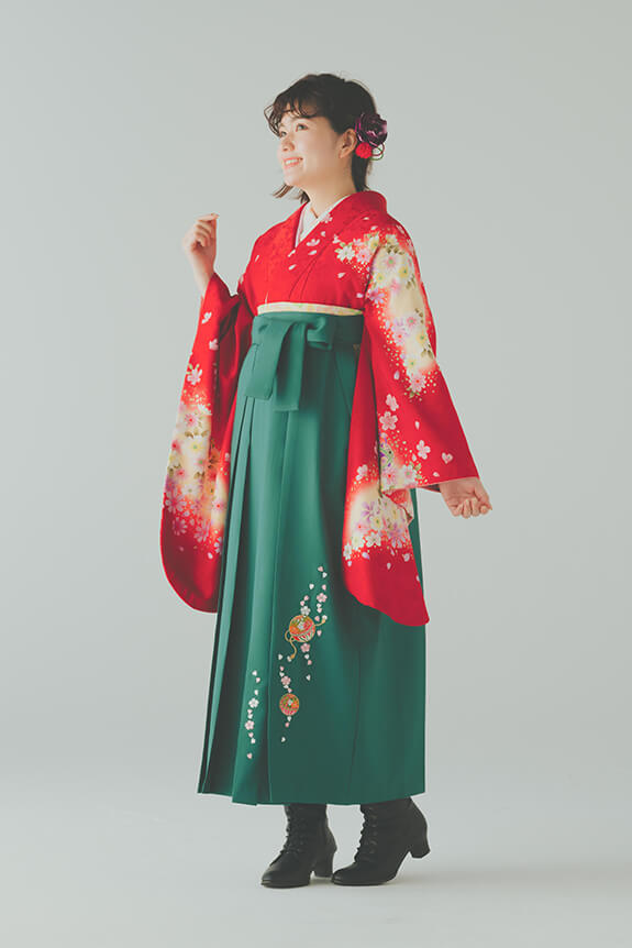 【卒業式袴レンタル/人気/momoko】古典(オシャレ)　赤/緑　G00007_M00045