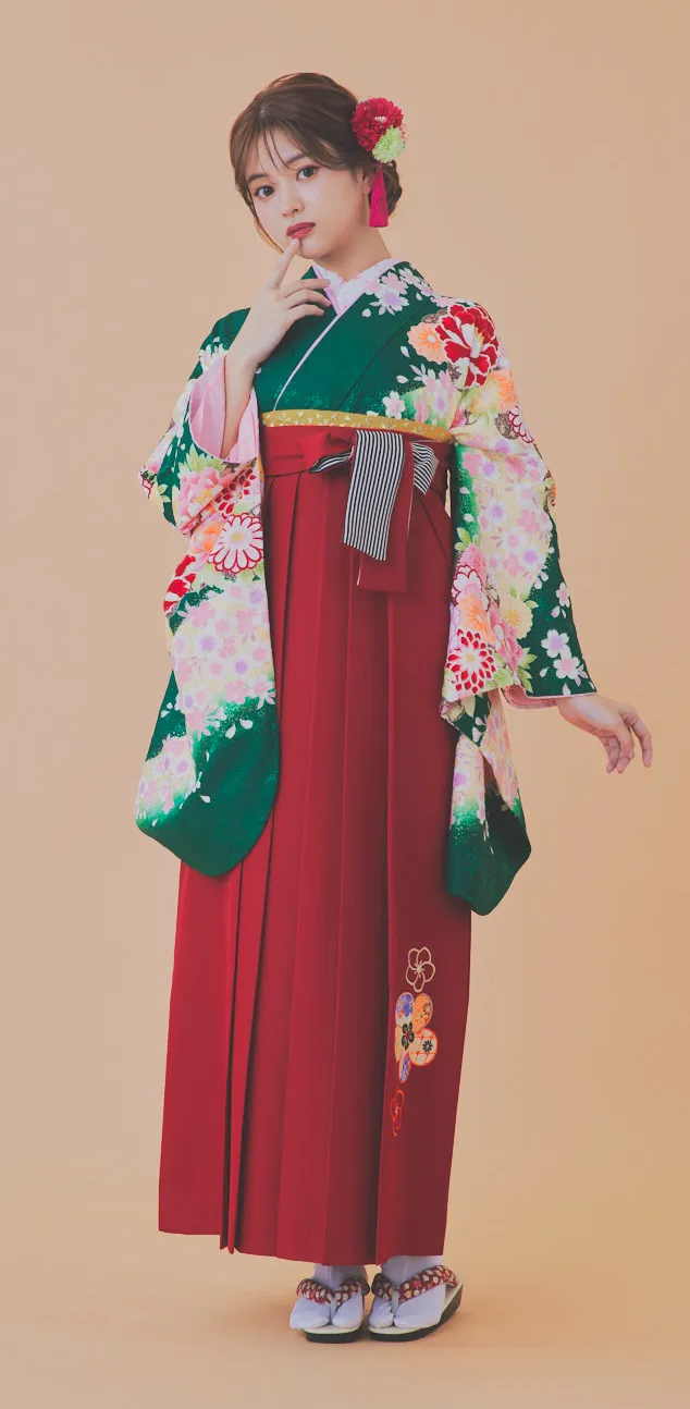 【卒業式袴レンタル】古典　GS0064_M00049「着物：緑 桜・花模様」「袴：赤 刺繡」