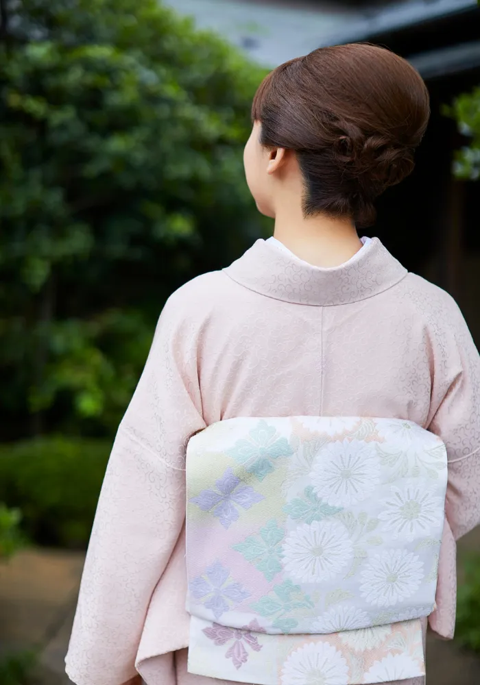 卒業式に着物で参列する母親は多い？着物着用のメリット