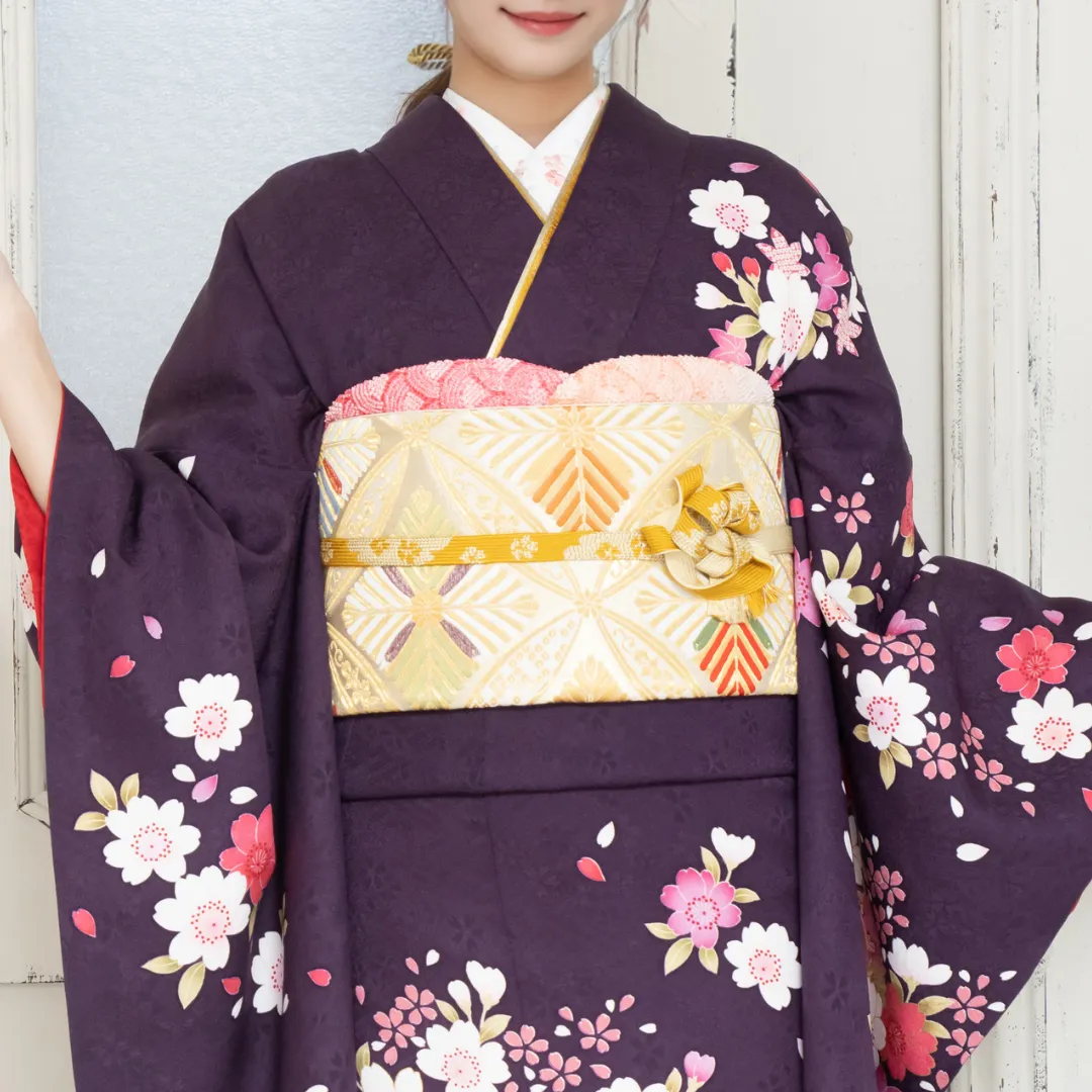 振袖に合わせる小物｜重ね衿