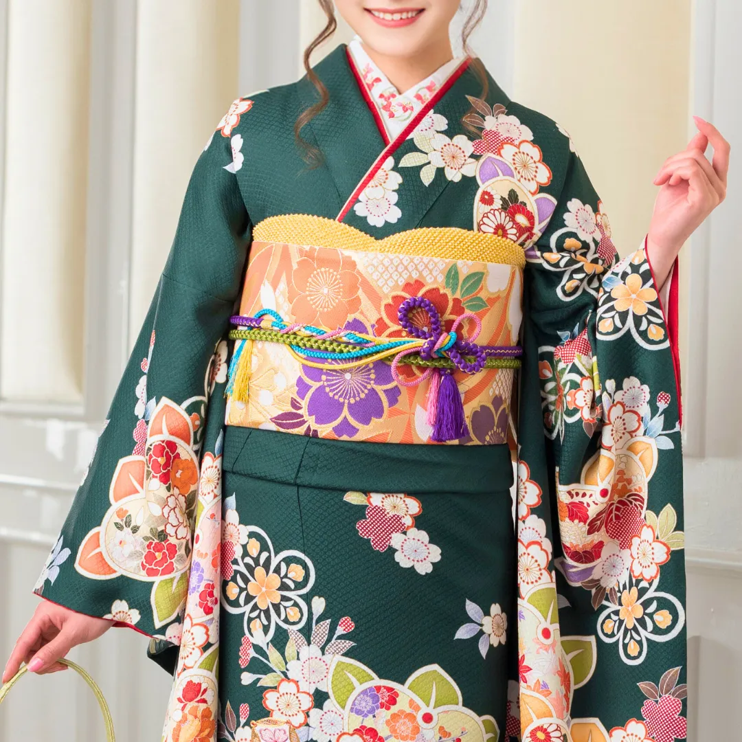 振袖に合わせる小物｜重ね衿