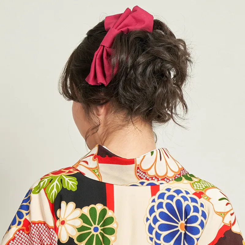 卒業式の袴に似合う髪型・ヘアスタイル・ヘアアレンジ・ミディアム・ポニーテール