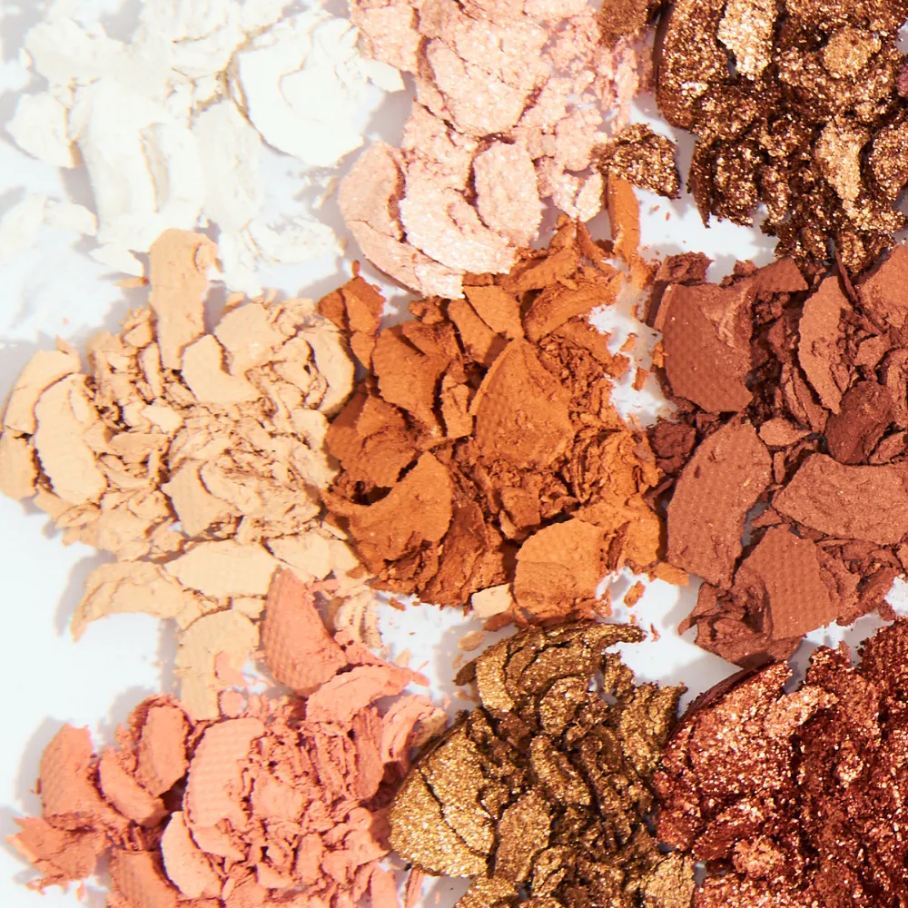 ベースはマット寄りで整える