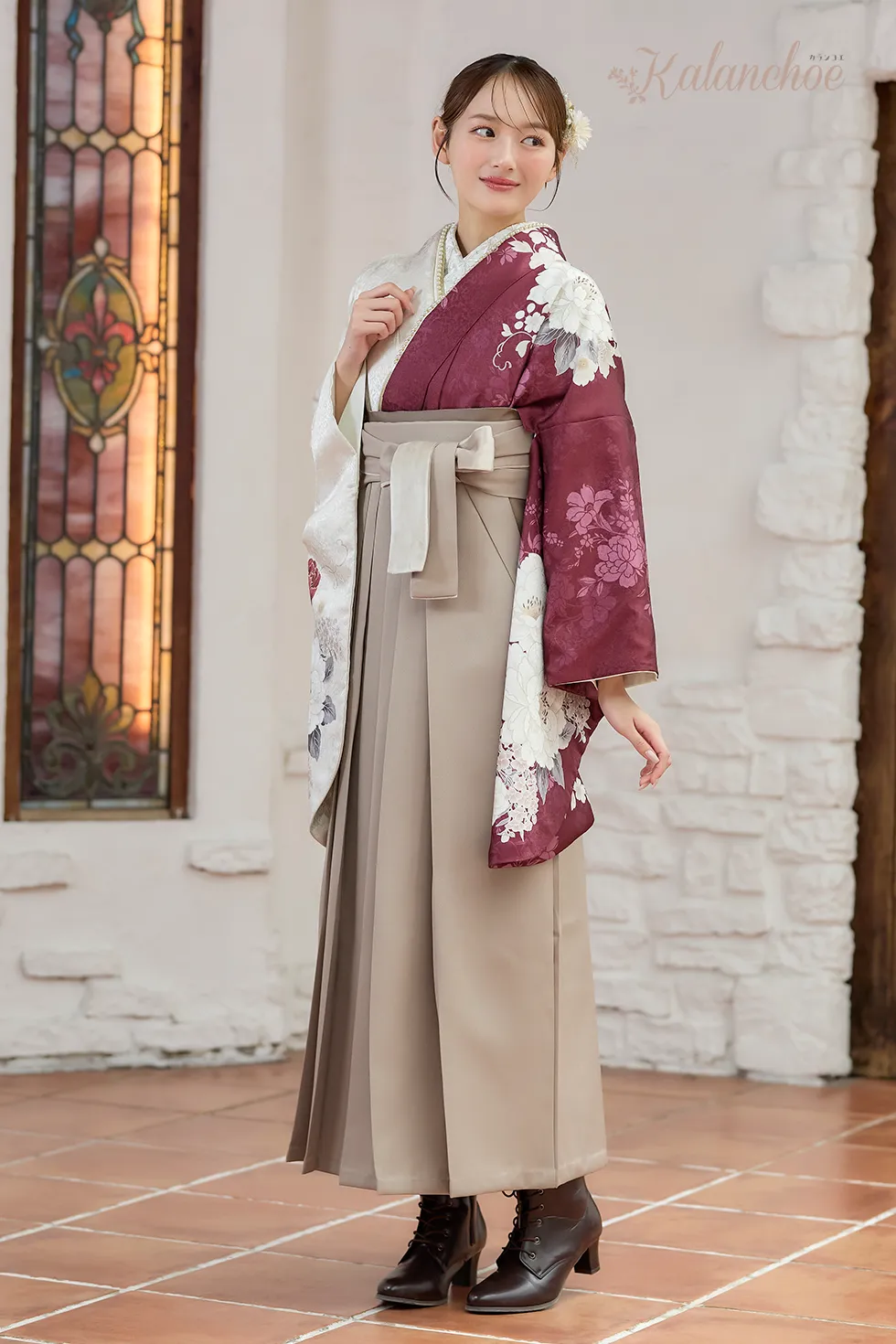 卒業式袴レンタル 加藤栞ちゃん着用 HH1043 ルージュ・エ・ブラン