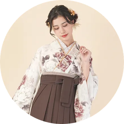 卒業式袴レンタル｜着物：ホワイトエレガンス　袴：茶無地